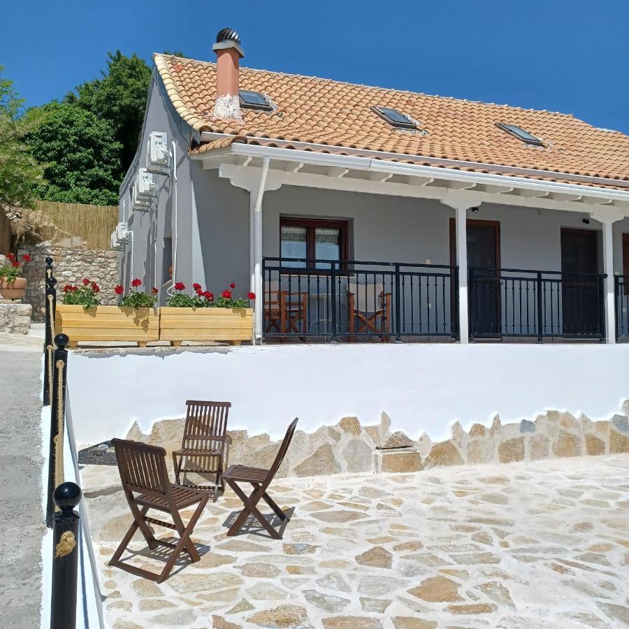 Eirinis Home - Σπίτι Της Ειρήνης Agios Petros  Екстер'єр фото